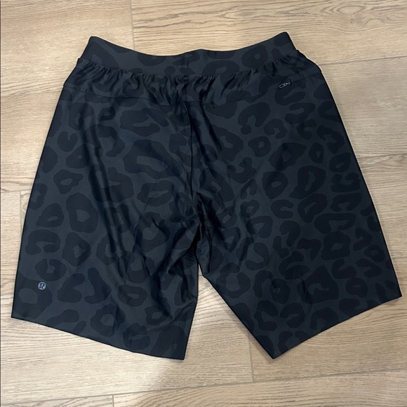 Lululemon Lab Shorts - Picture 2 of 3